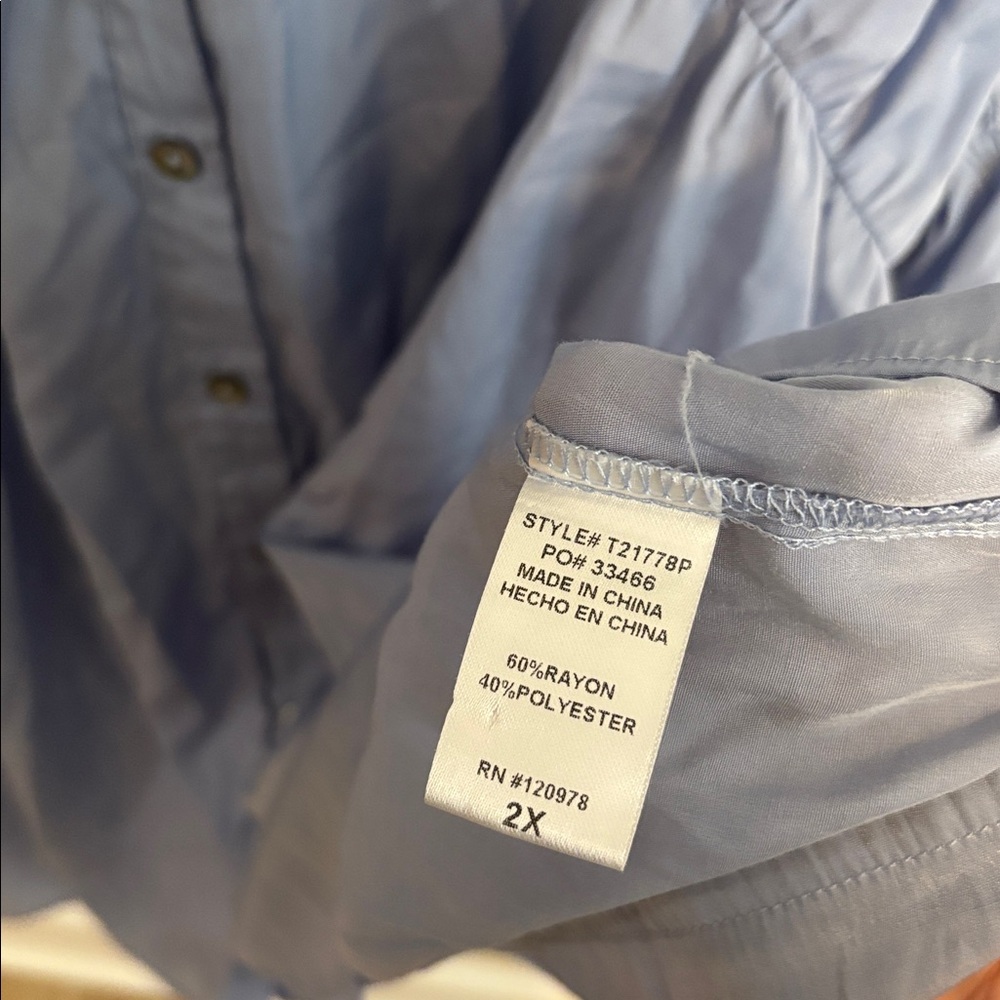 Entro Light Blue Ruffle Sleeve Blouse size 2x - Picture 5 of 6